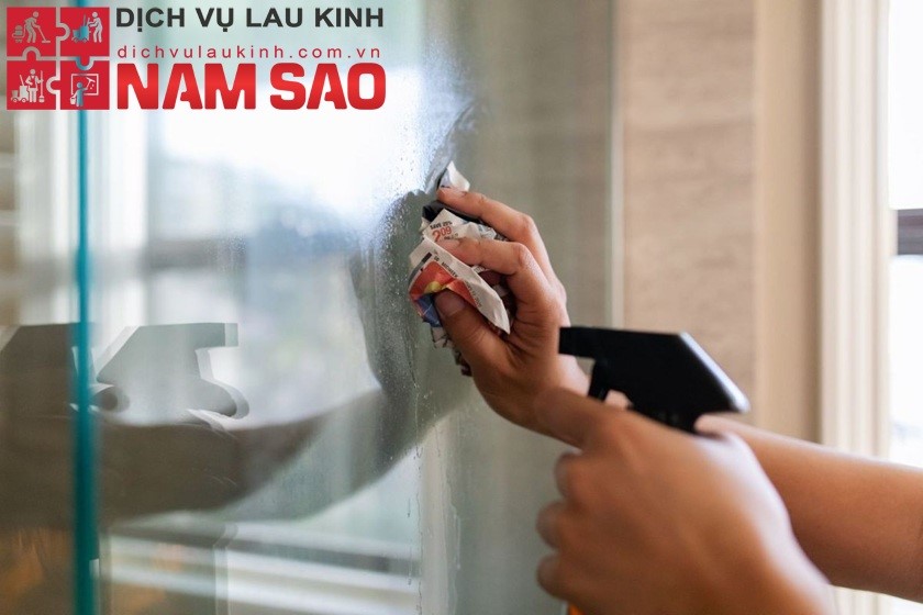 Lau Kính Bình Dương, Khi Làm Sạch Không Chỉ Là Một Công Việc