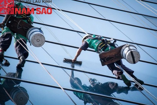 Giữ gìn không gian sống sạch đẹp cùng Vệ sinh Năm Sao