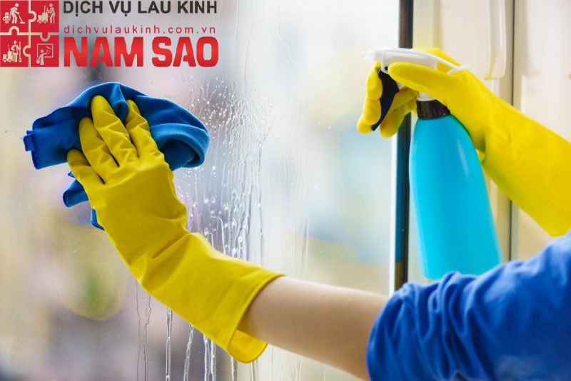 Quy trình xử lý vết ố của Năm Sao